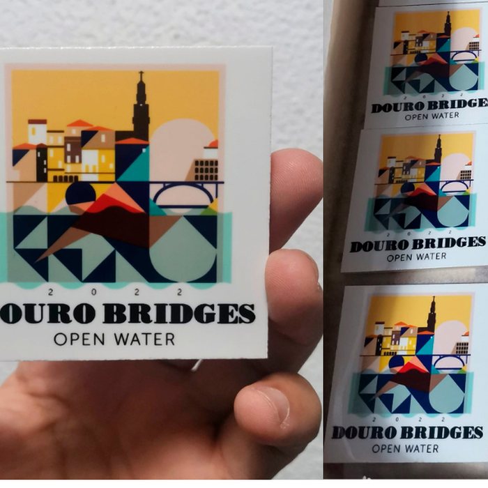 Azulejos personalizados por sublimação com o cartaz do evento Douro Bridges Open Water